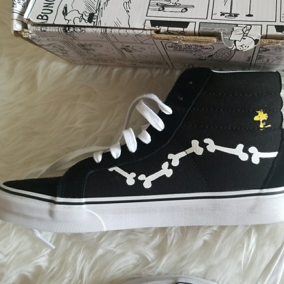 Vans Peanuts by Schulz Skate Sneakers - Picture 4 of 7